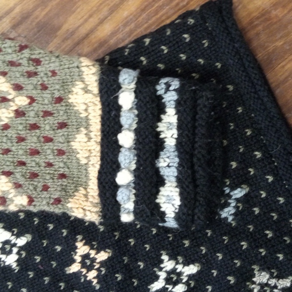 Vintage 1980s handknit LL Bean sweater - Picture 6 of 6